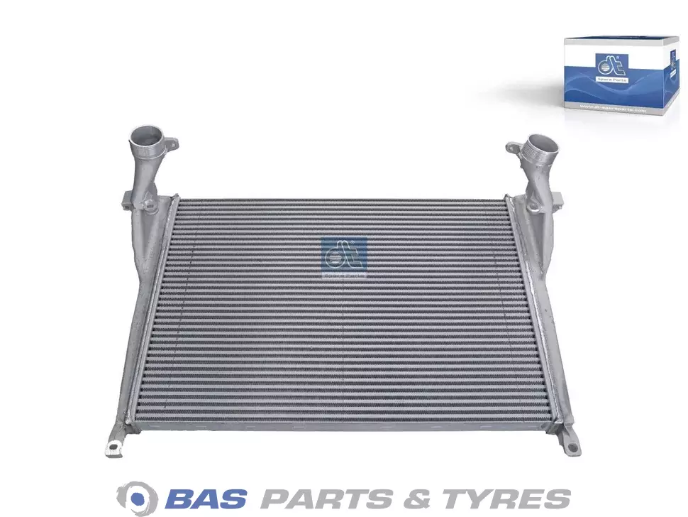 Radiator DT Spare Parts 9615000302