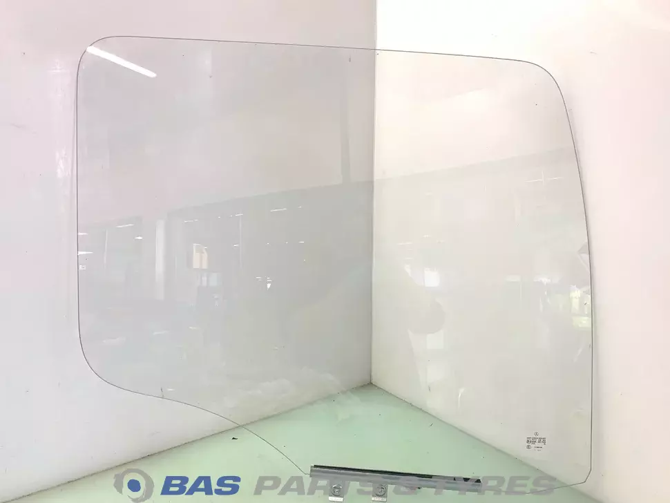 Side Window Mercedes A 973 720 02 18