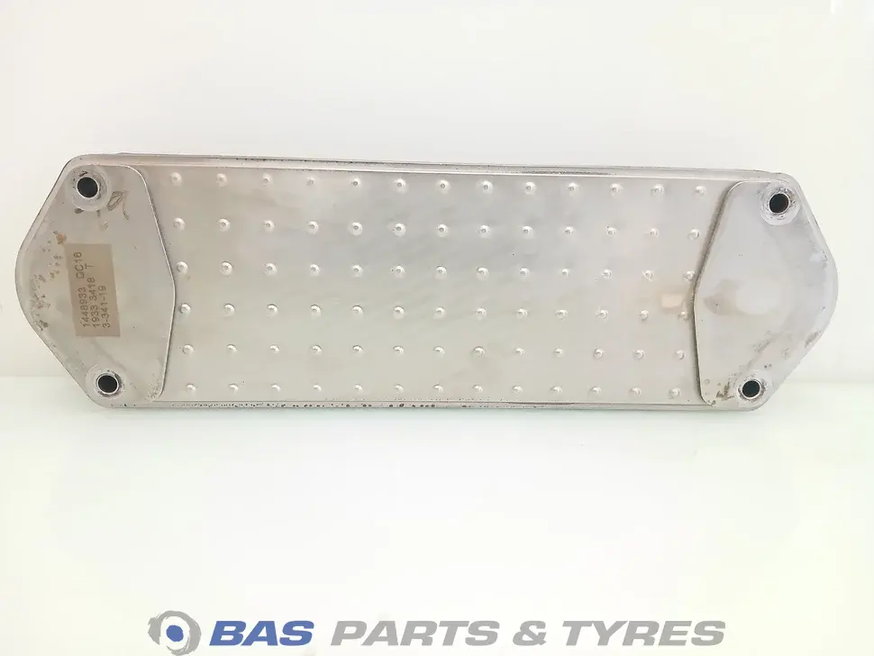 Radiatore dellolio Scania 2793574 Radiatore dellolio Scania 2793574