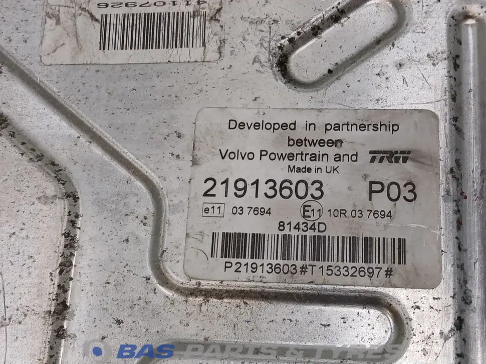 Engine management ECU Volvo 21913603 Engine management ECU Volvo 21913603