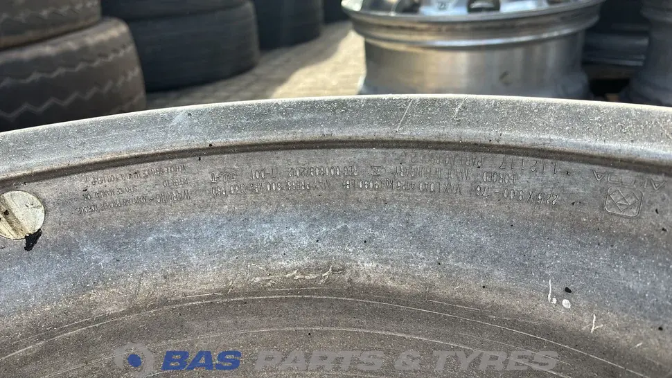 Alcoa 9.00 x 22.5 ET 176 26 mm set folosit Alcoa 9.00 x 22.5 ET 176 26 mm set folosit