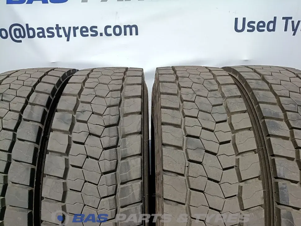Bridgestone 315/80R22.5 DURAVIS R-DRIVE 002 ensemble d'occasion Bridgestone 315/80R22.5 DURAVIS R-DRIVE 002 ensemble d'occasion