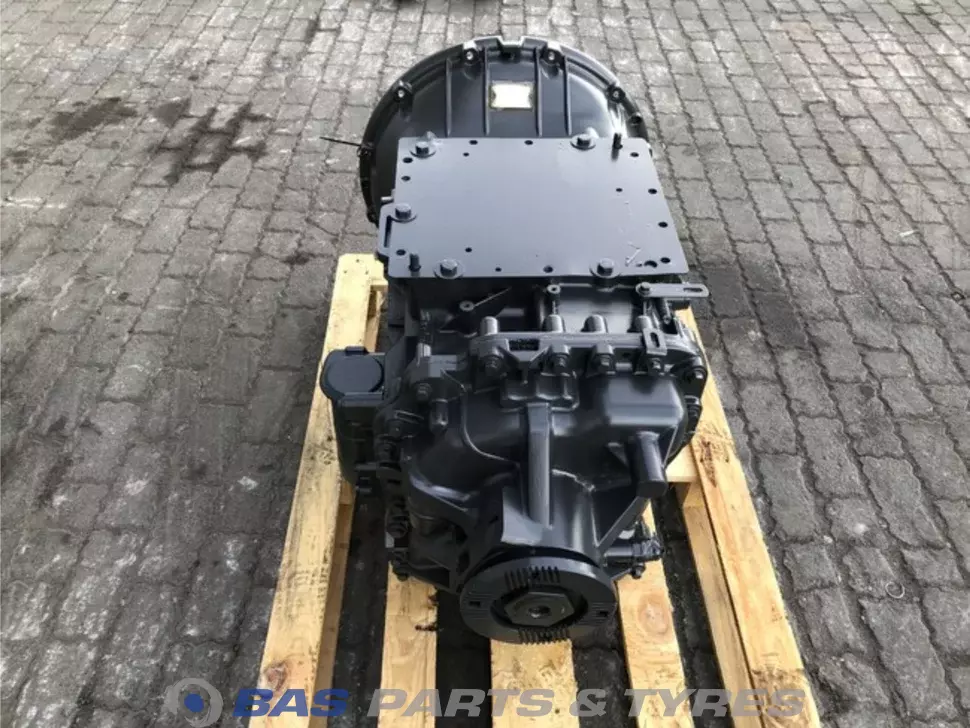 Volvo AT2412D I-Shift Getriebe F0001240 Volvo AT2412D I-Shift Getriebe F0001240