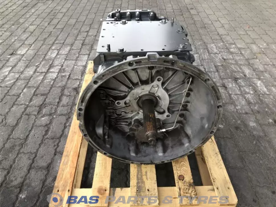 Volvo AT2412D I-Shift Getriebe F0001240 Volvo AT2412D I-Shift Getriebe F0001240