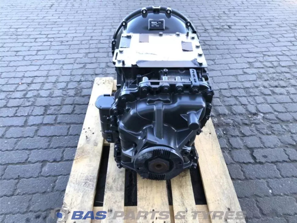 Volvo AT2412E I-Shift Gearbox F0001202 Volvo AT2412E I-Shift Gearbox F0001202