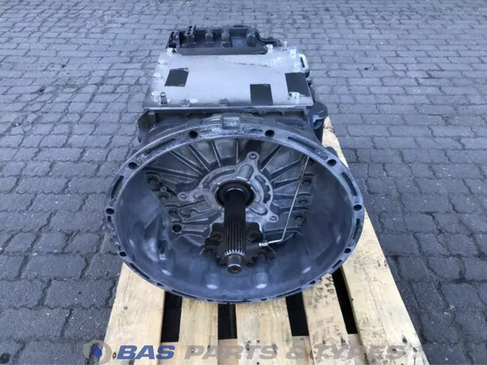 Volvo AT2412E I-Shift Gearbox F0001202 Volvo AT2412E I-Shift Gearbox F0001202