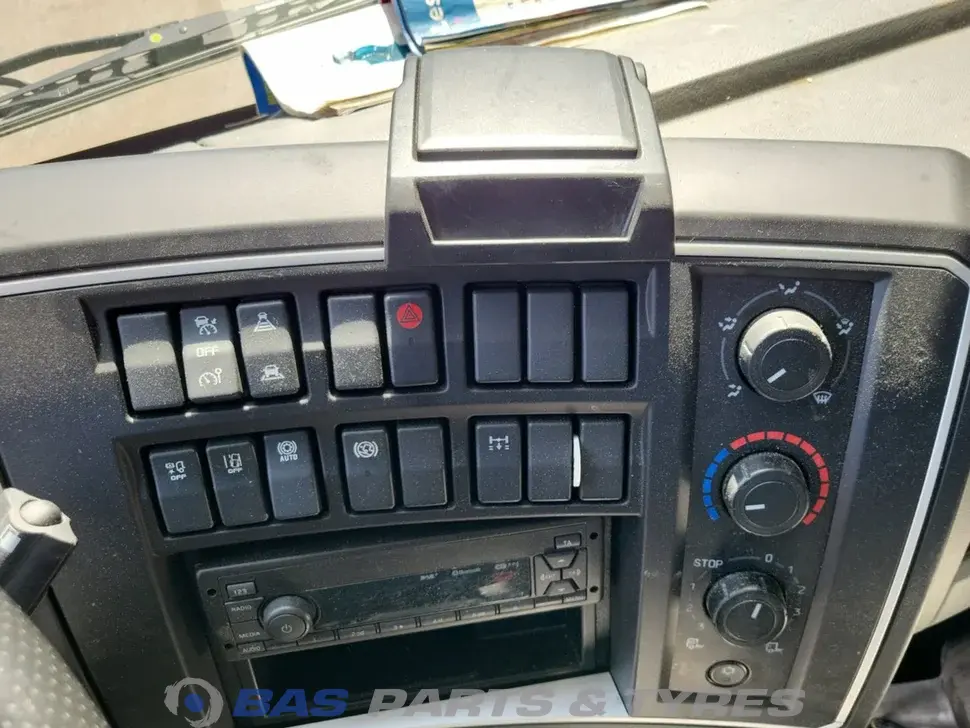 Renault D-serie Wide Day Cab L1H1 5600464655 Renault D-serie Wide Day Cab L1H1 5600464655