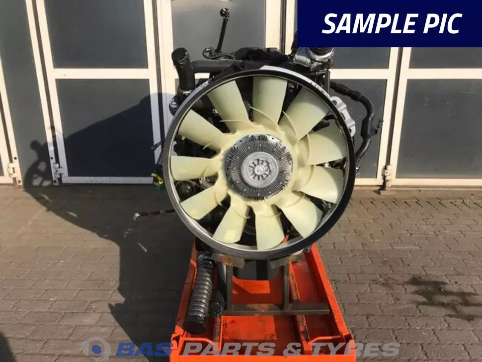 Engine Renault DE13 480 K7 7421368560 Engine Renault DE13 480 K7 7421368560
