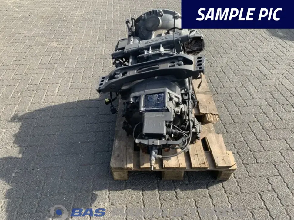 Scania GRS905 Opticruise Getriebe 2475808 Scania GRS905 Opticruise Getriebe 2475808