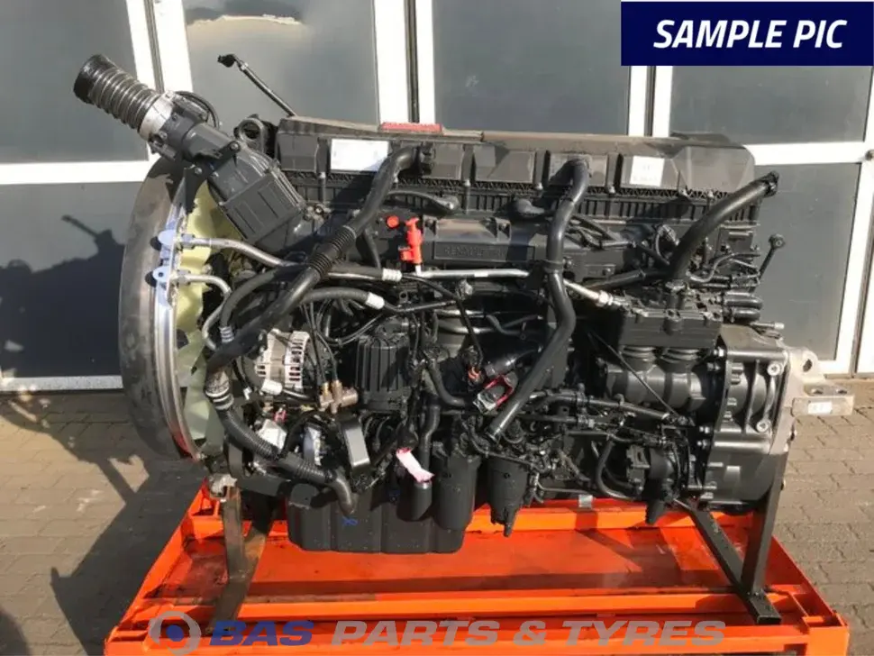 Engine Renault DE13 480 K7 7421368560 Engine Renault DE13 480 K7 7421368560