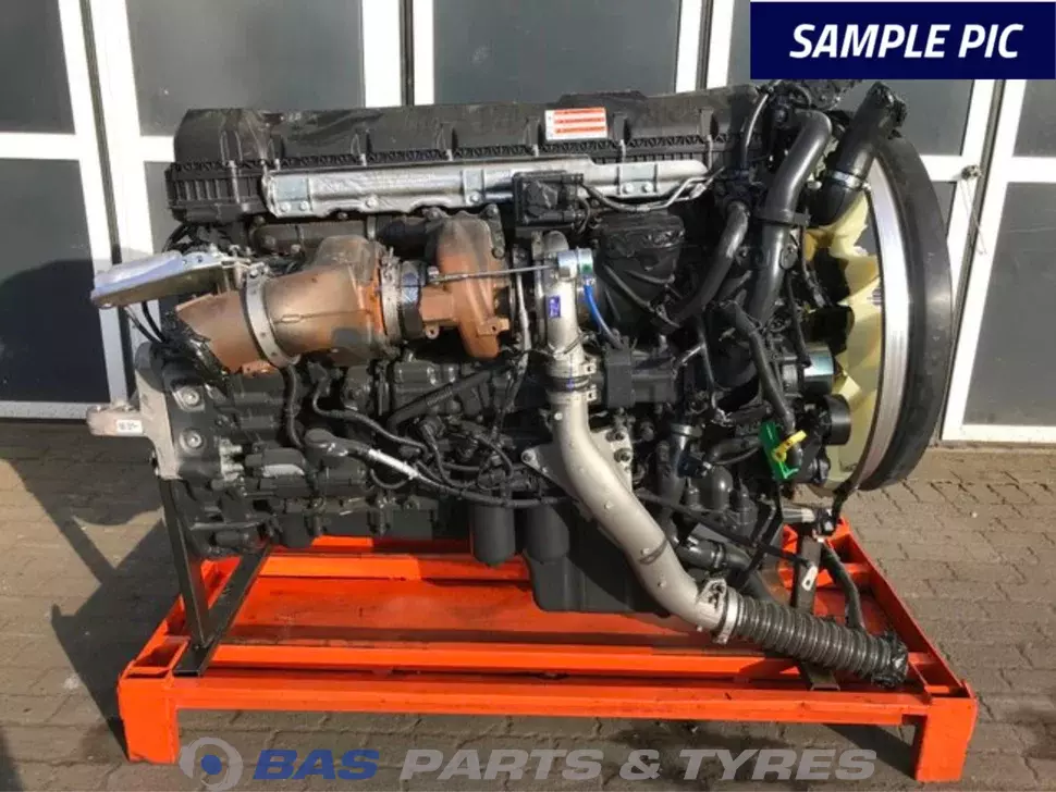 Engine Renault DE13 480 K7 7421368560 Engine Renault DE13 480 K7 7421368560