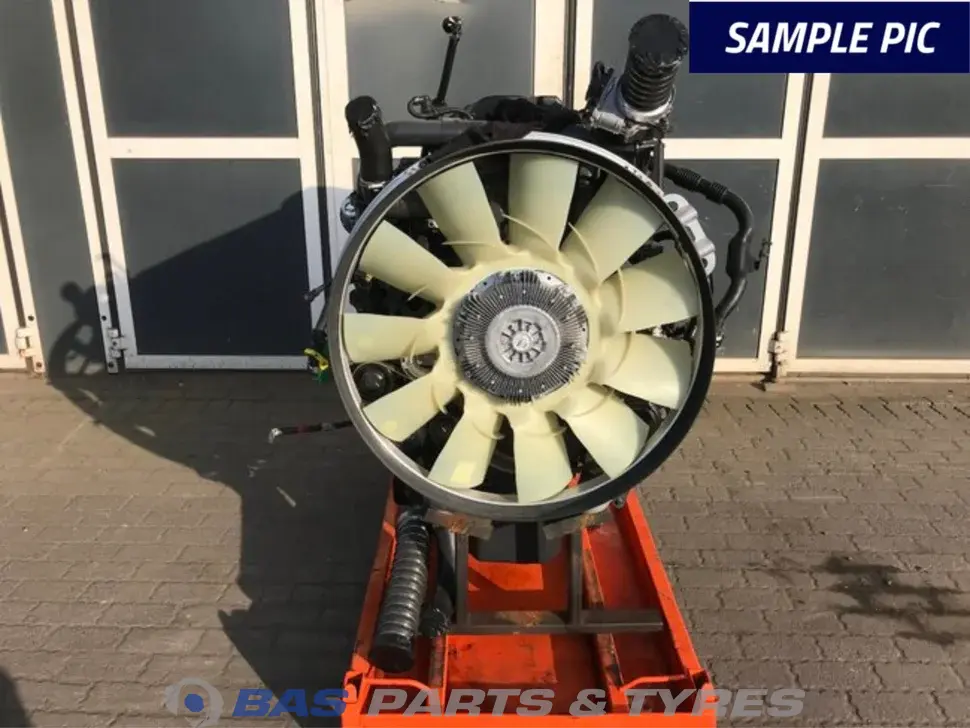 Engine Renault DE13 480 K7 7421368560 Engine Renault DE13 480 K7 7421368560
