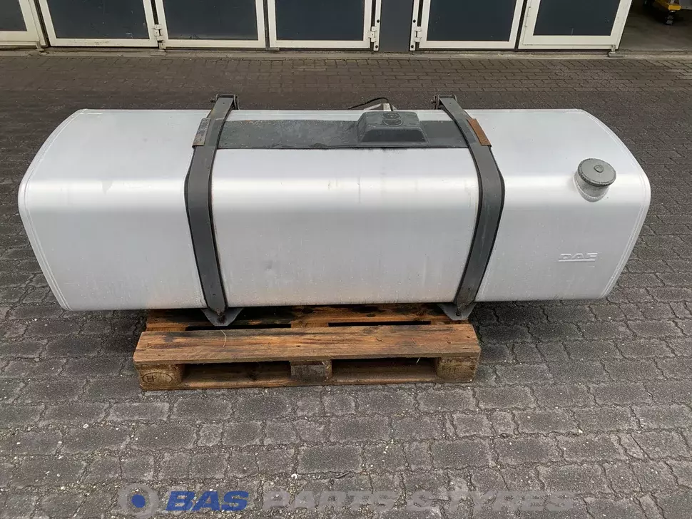 Réservoir carburant DAF 690 Liter 1945569 Réservoir carburant DAF 690 Liter 1945569