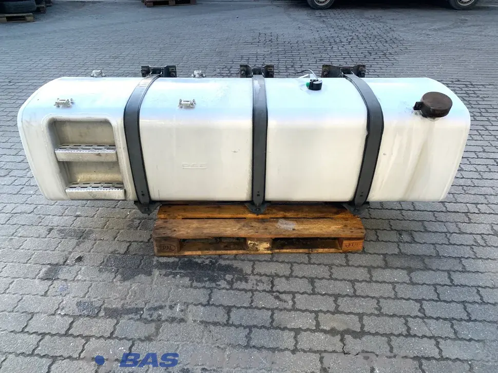 Réservoir carburant DAF 845 Liter 1914906 Réservoir carburant DAF 845 Liter 1914906