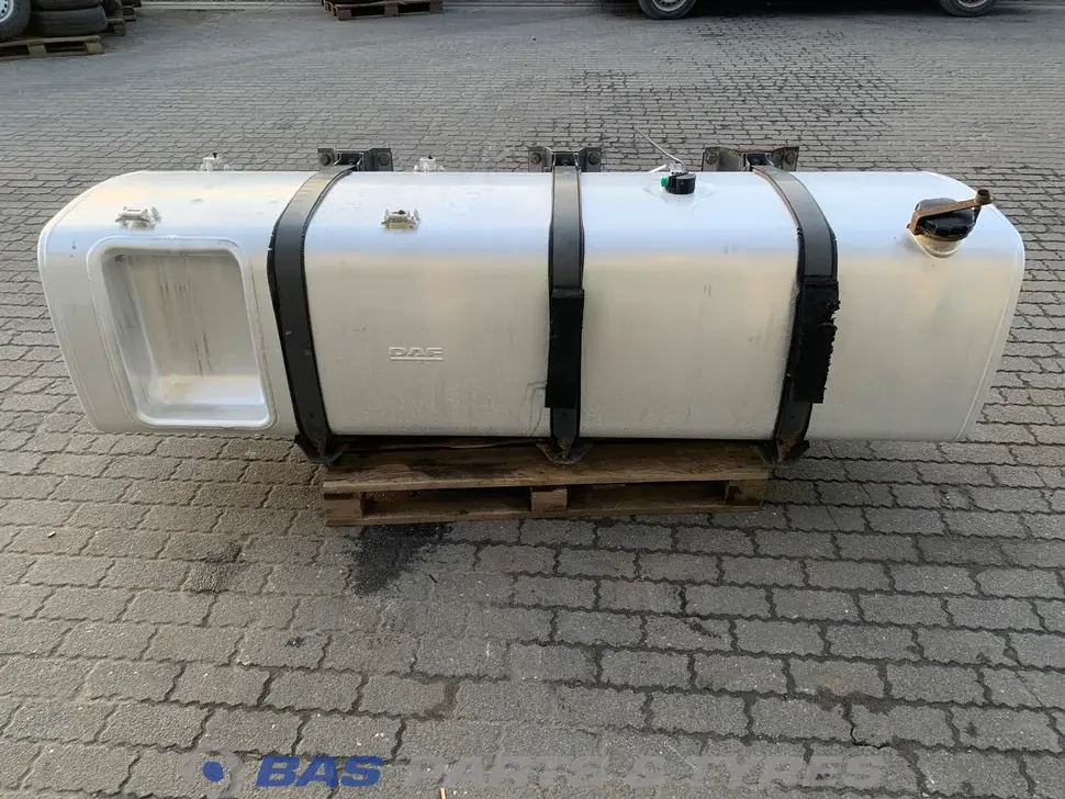 Réservoir carburant DAF 845 Liter 1914906 Réservoir carburant DAF 845 Liter 1914906