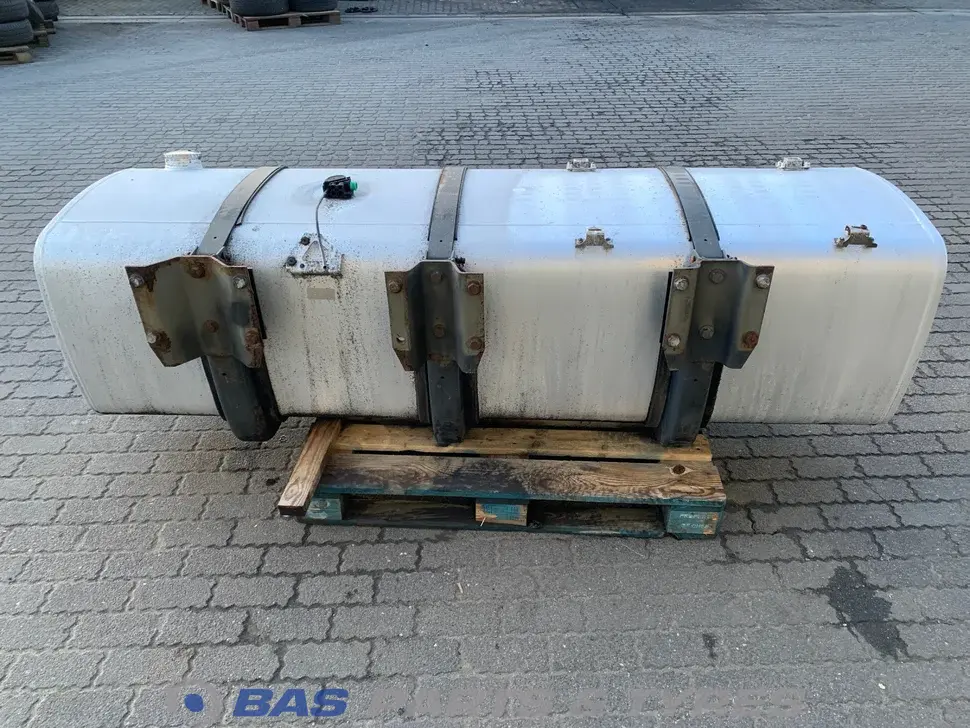 Réservoir carburant DAF 845 Liter 1914906 Réservoir carburant DAF 845 Liter 1914906