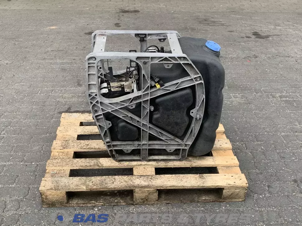 Renault Tanque AdBlue 7421226079 Renault Tanque AdBlue 7421226079