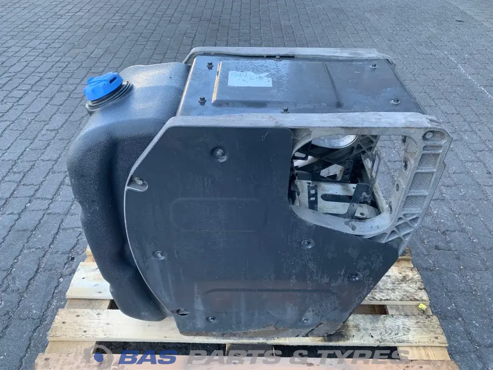 Renault Tanque AdBlue 7421226079 Renault Tanque AdBlue 7421226079