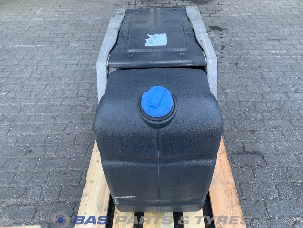Renault Tanque AdBlue 7421226079 Renault Tanque AdBlue 7421226079