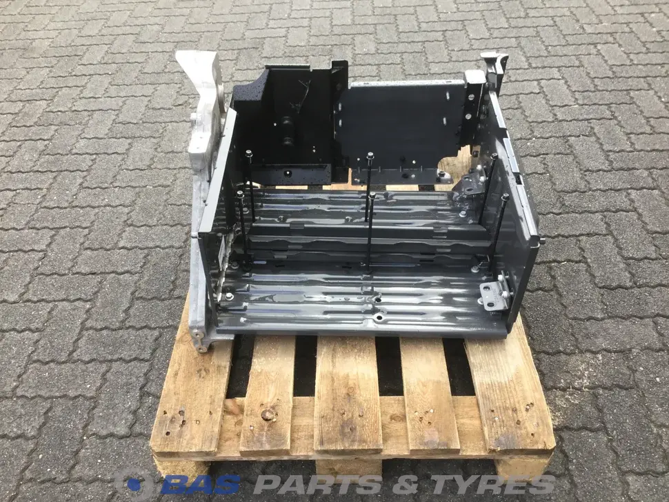 Caixa de pilhas Volvo FH4 21961398 Caixa de pilhas Volvo FH4 21961398
