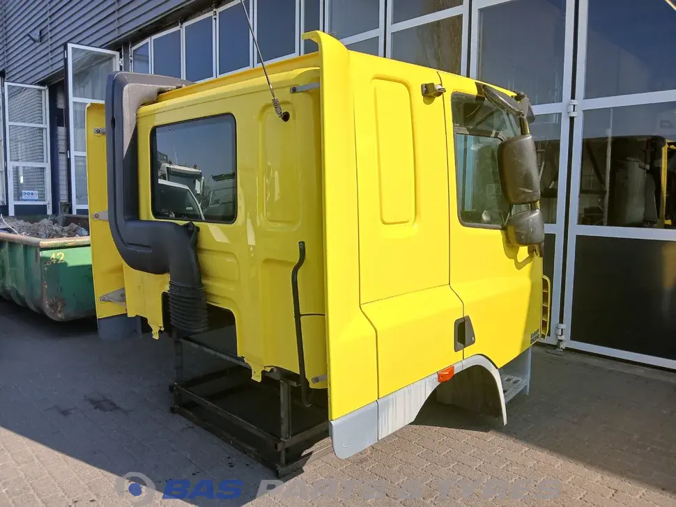 DAF CF75 Euro 4-5 Sleeper Cab L2H1 1355320 DAF CF75 Euro 4-5 Sleeper Cab L2H1 1355320