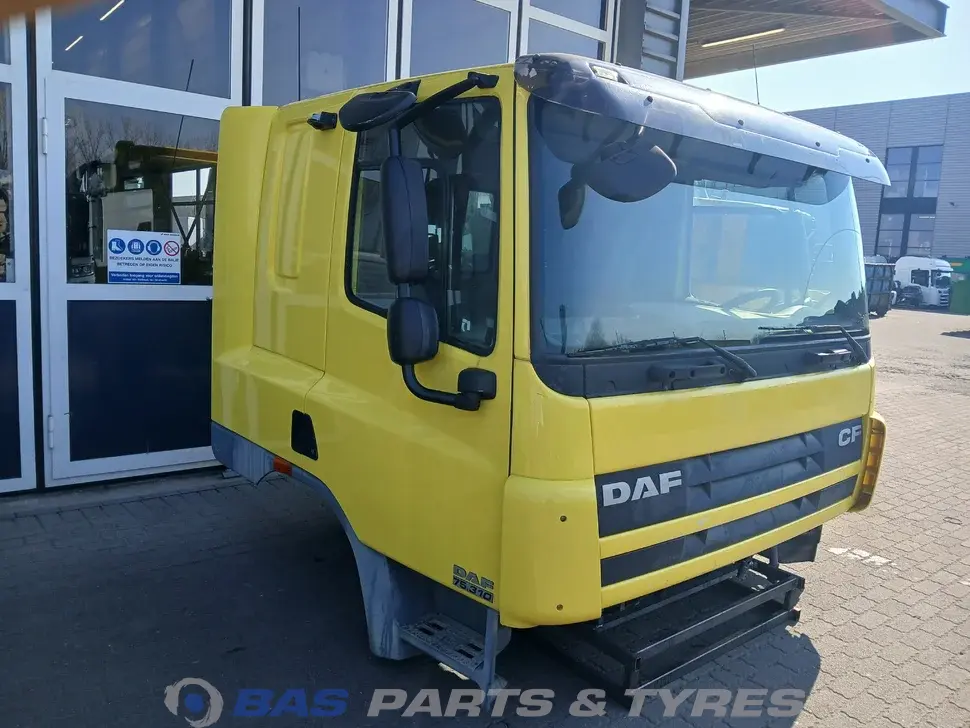 DAF CF75 Euro 4-5 Sleeper Cab L2H1 1355320 DAF CF75 Euro 4-5 Sleeper Cab L2H1 1355320