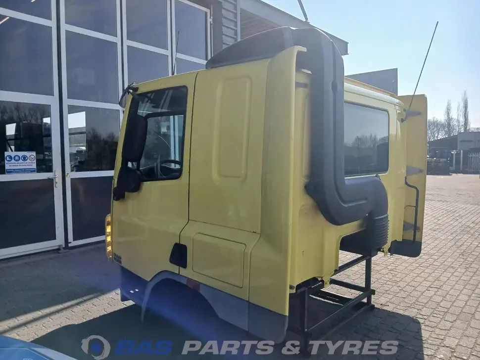 DAF CF75 Euro 4-5 Sleeper Cab L2H1 1355320 DAF CF75 Euro 4-5 Sleeper Cab L2H1 1355320