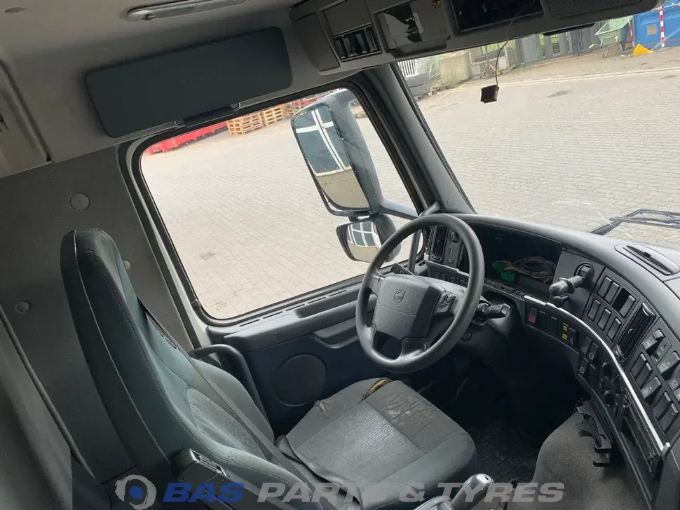Volvo FM3 Day Cab L1EH1 20492720 Volvo FM3 Day Cab L1EH1 20492720