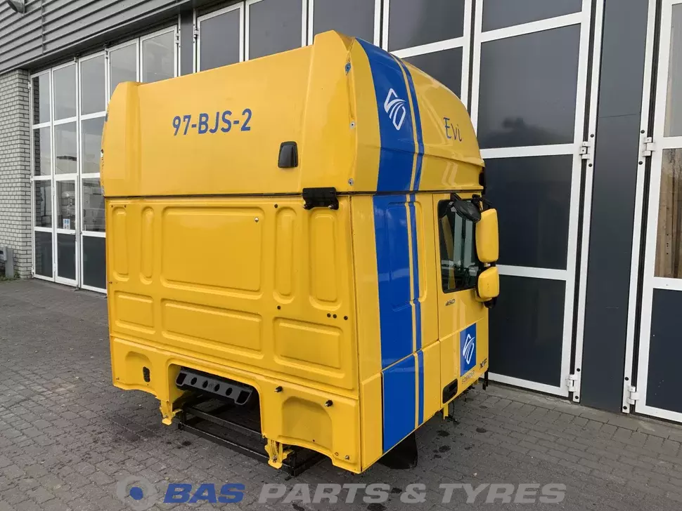 DAF XF106 Super Space Cab L2H3 2032405 DAF XF106 Super Space Cab L2H3 2032405