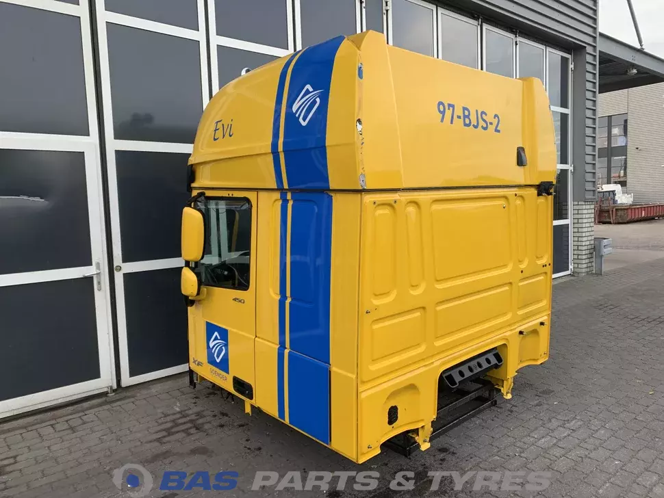 DAF XF106 Super Space Cab L2H3 2032405 DAF XF106 Super Space Cab L2H3 2032405
