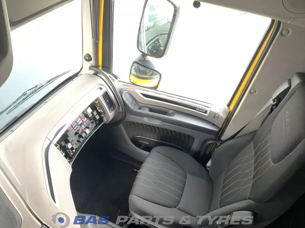 DAF XF106 Super Space Cab L2H3 2032405 DAF XF106 Super Space Cab L2H3 2032405