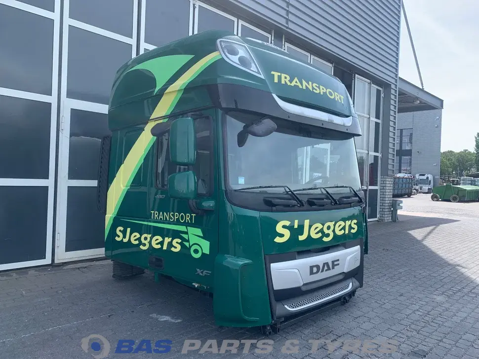 DAF XF106 Super Space Cab L2H3 2032405 DAF XF106 Super Space Cab L2H3 2032405