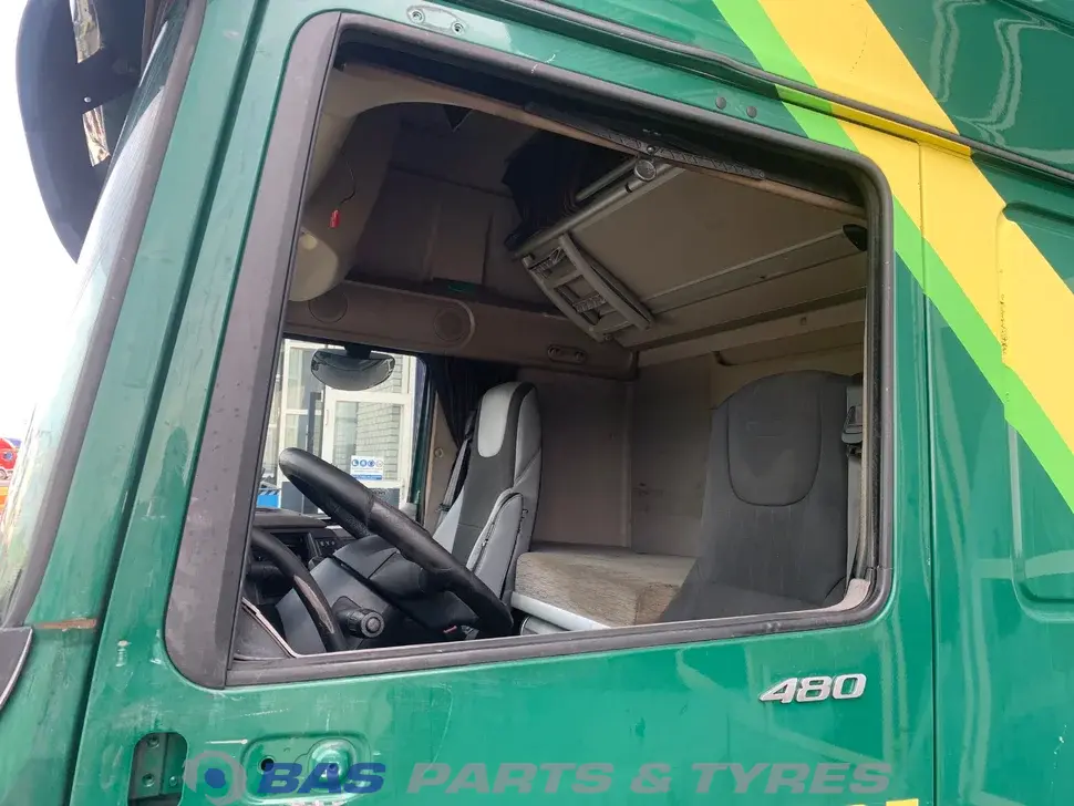 DAF XF106 Super Space Cab L2H3 2032405 DAF XF106 Super Space Cab L2H3 2032405