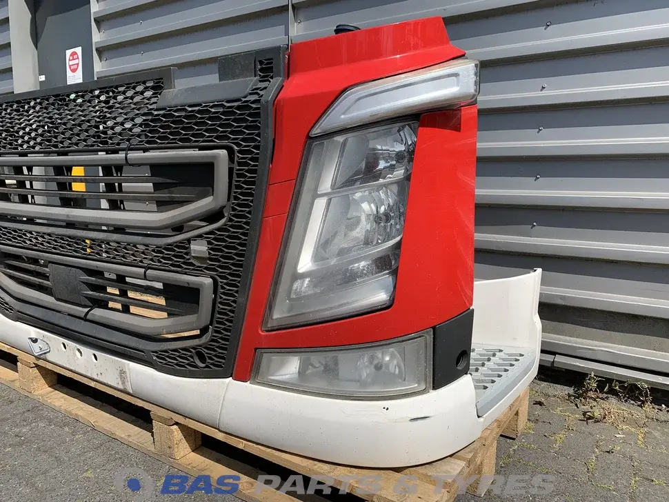 Bumper Volvo FH4 21601499 Bumper Volvo FH4 21601499