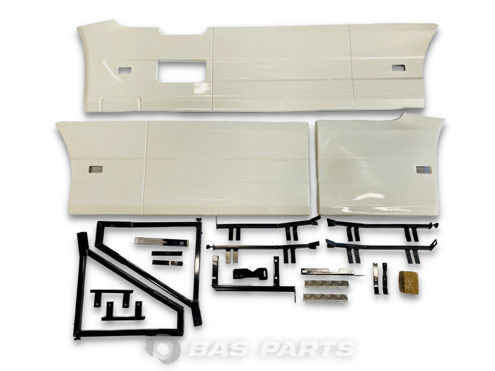 Sideskirt Set Volvo FH4 82462183 | BAS Parts & Tyres