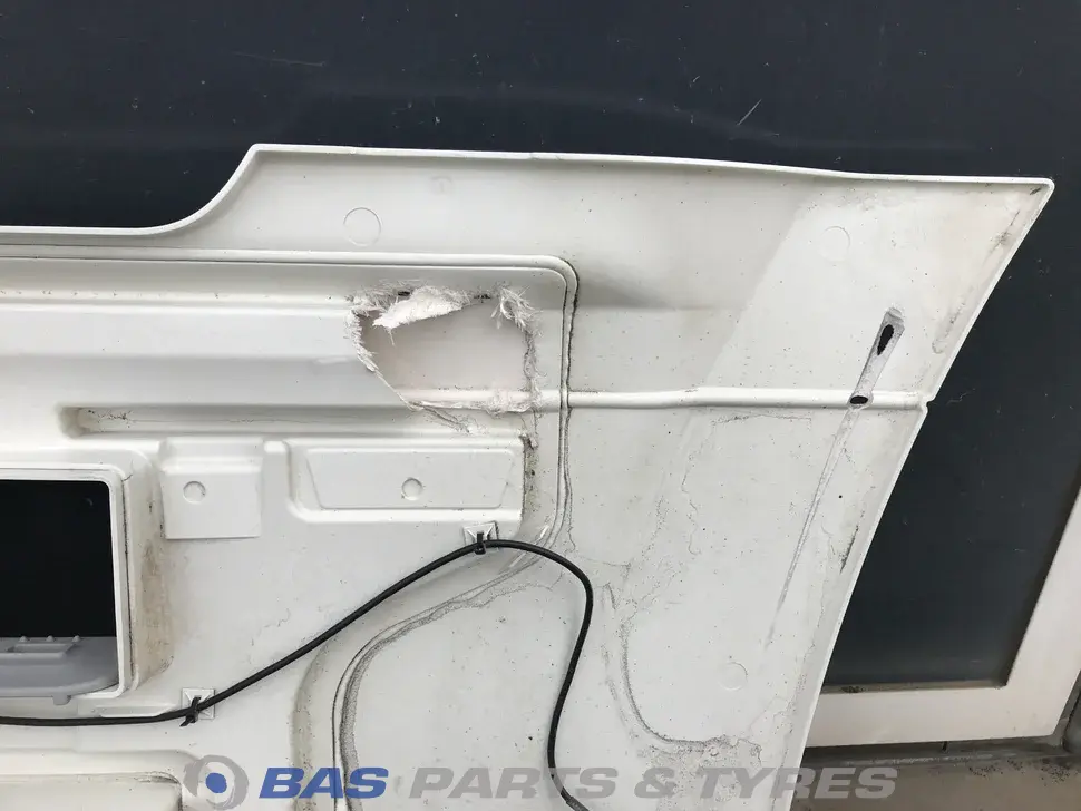 Saias lateral DAF XF106 2123054 Saias lateral DAF XF106 2123054