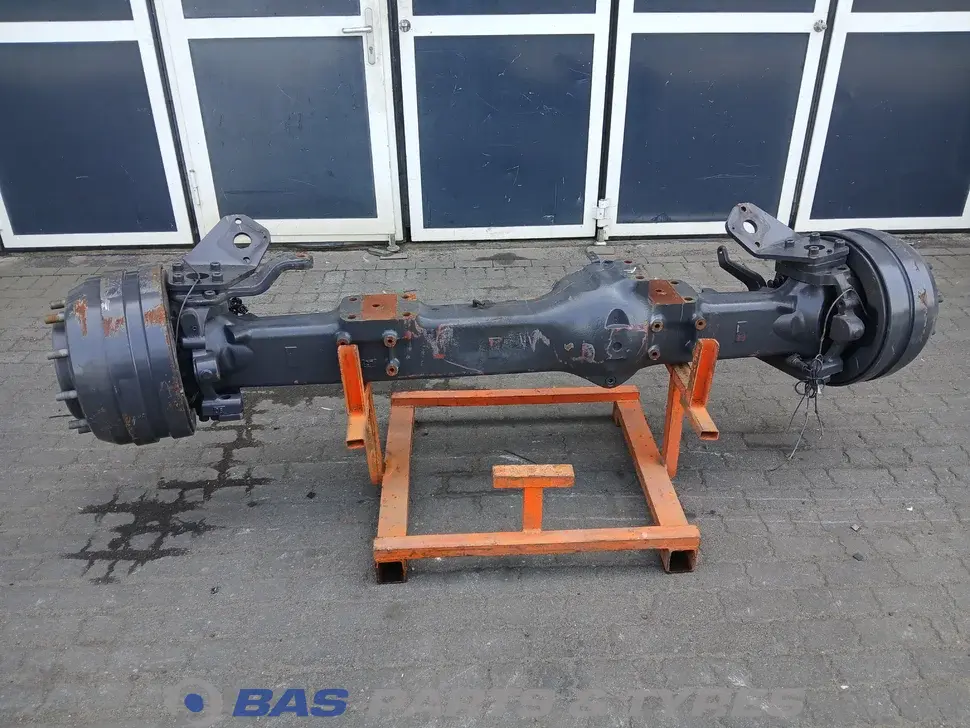 Front axle 20585616 20585616