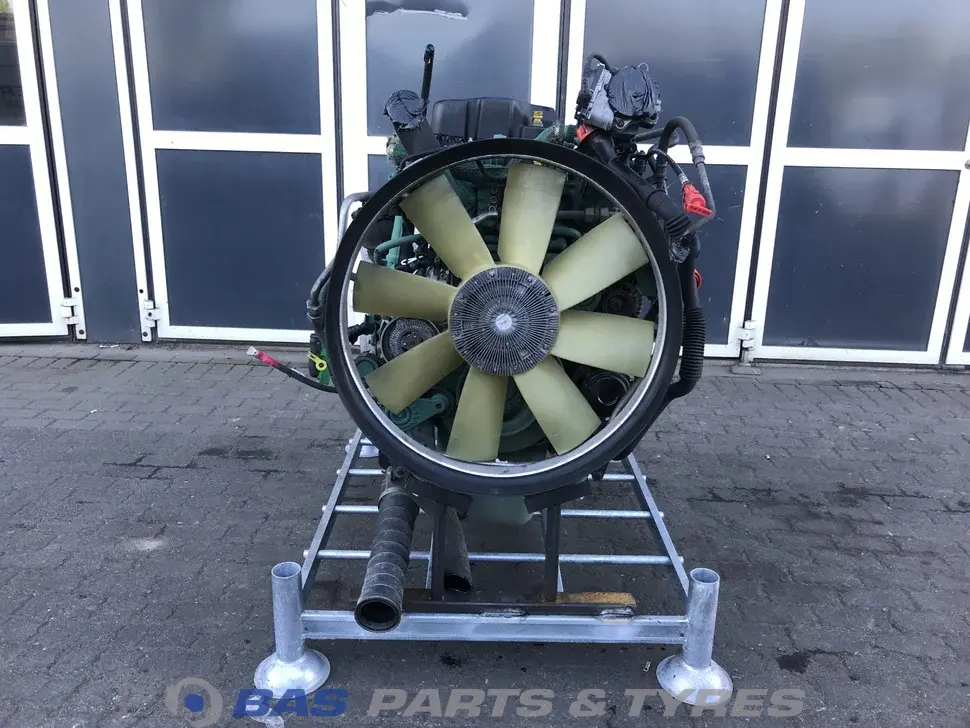 Engine Volvo D11K 330 K1 85002113 Engine Volvo D11K 330 K1 85002113