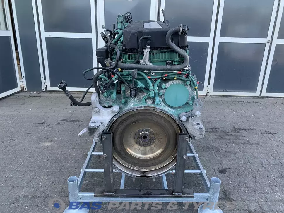 Engine Volvo D11K 330 K1 85002113 Engine Volvo D11K 330 K1 85002113