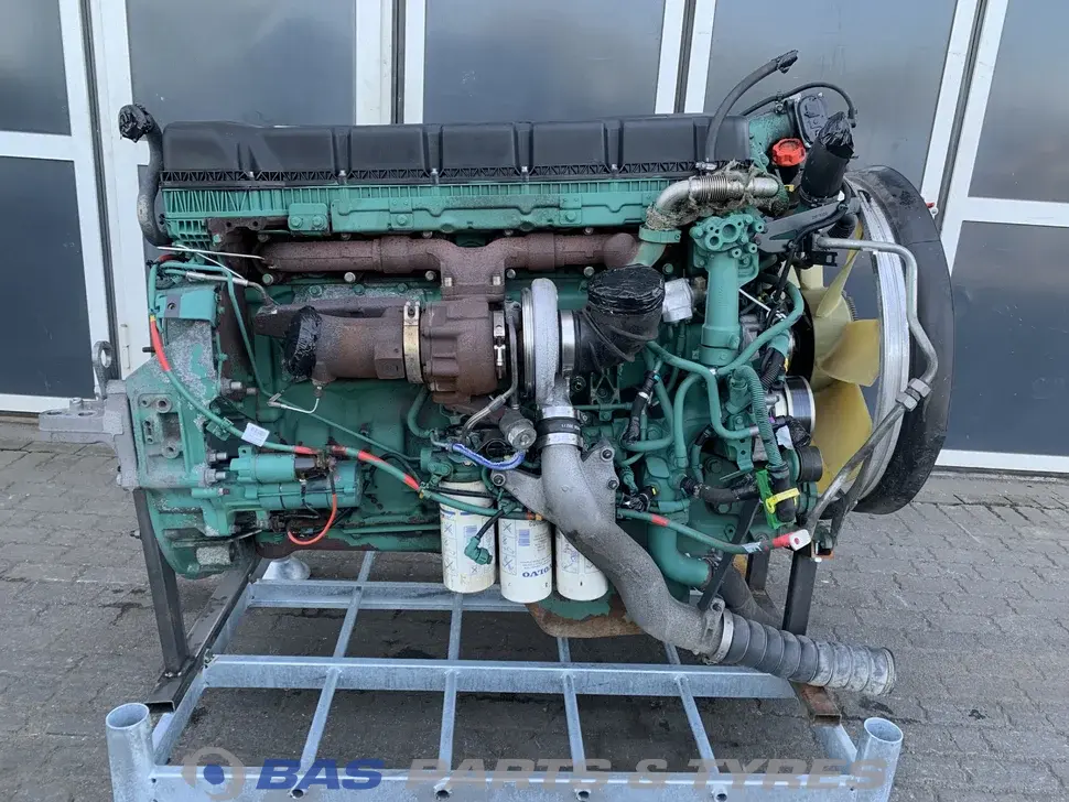 Engine Volvo D11K 330 K1 85002113 Engine Volvo D11K 330 K1 85002113