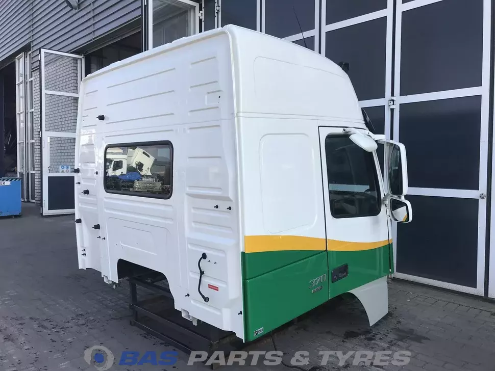 Volvo FM4 Globetrotter L2H2 3980267 Volvo FM4 Globetrotter L2H2 3980267