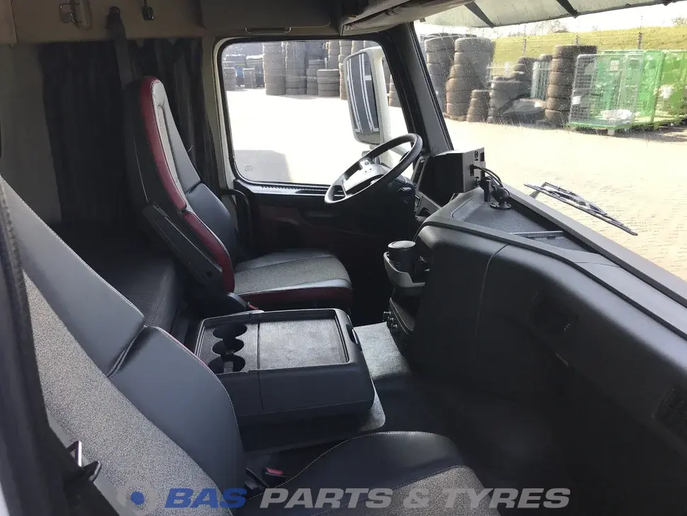 Volvo FM4 Globetrotter L2H2 3980267 Volvo FM4 Globetrotter L2H2 3980267