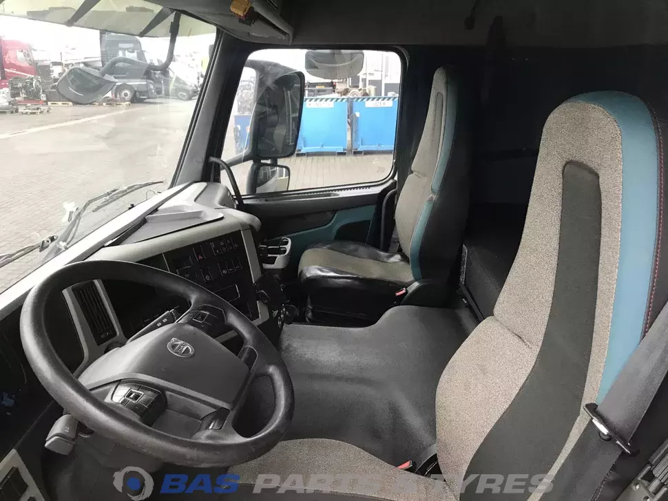 Volvo FM4 Globetrotter L2H2 3980267 Volvo FM4 Globetrotter L2H2 3980267