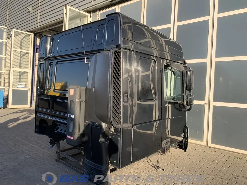 DAF XF106 Space Cab L2H2 1811560 DAF XF106 Space Cab L2H2 1811560