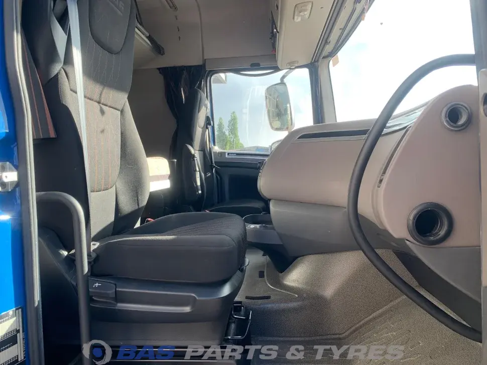 DAF XF106 Space Cab L2H2 1811560 DAF XF106 Space Cab L2H2 1811560