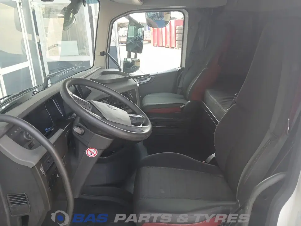 Volvo FH4 Sleeper Cab L2H1 85154138 Volvo FH4 Sleeper Cab L2H1 85154138