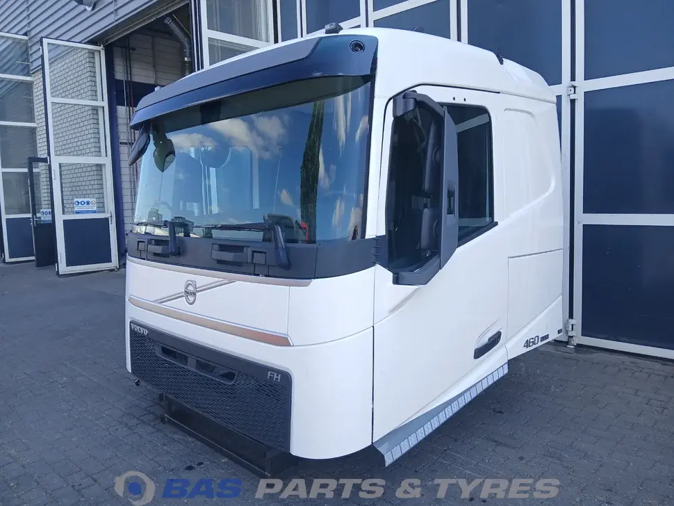 Volvo FH4 Sleeper Cab L2H1 85154138 Volvo FH4 Sleeper Cab L2H1 85154138