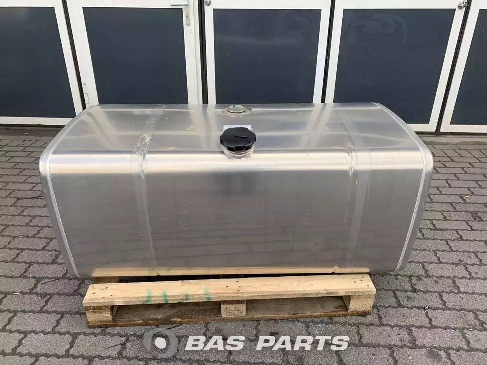 Réservoir carburant Iveco 550 Liter 5801330466 Réservoir carburant Iveco 550 Liter 5801330466