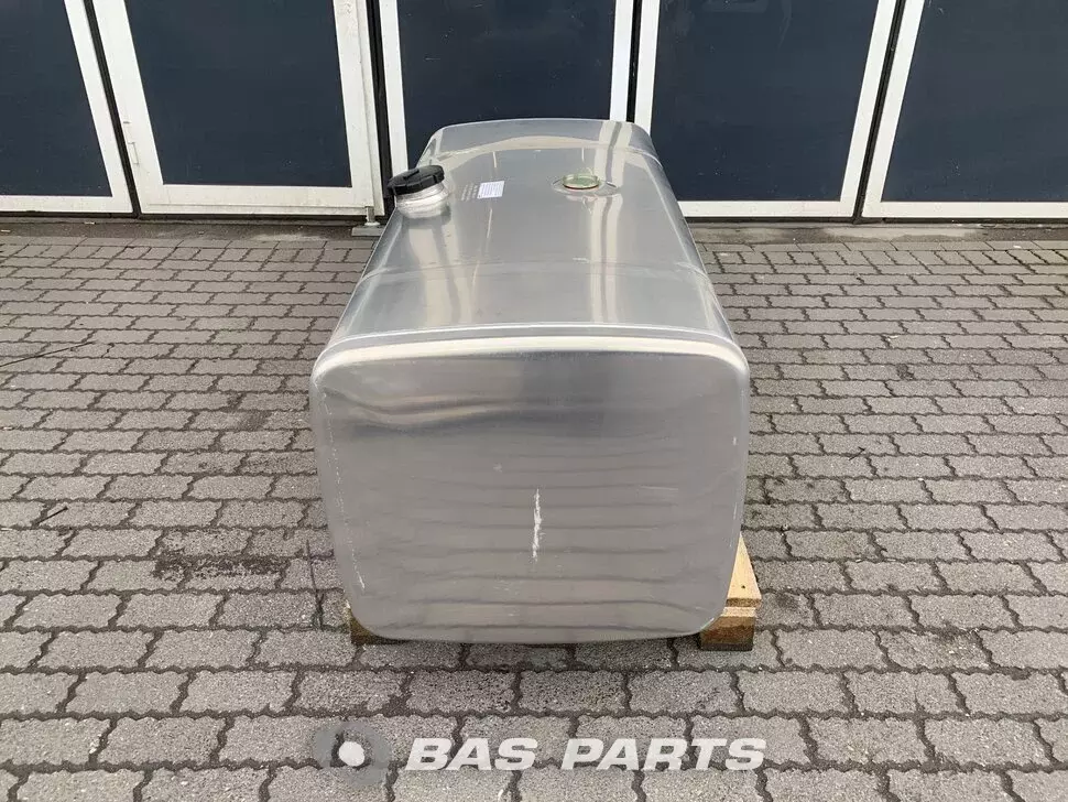 Réservoir carburant Iveco 550 Liter 5801330466 Réservoir carburant Iveco 550 Liter 5801330466