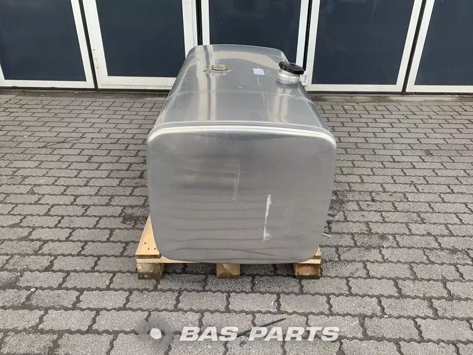Réservoir carburant Iveco 550 Liter 5801330466 Réservoir carburant Iveco 550 Liter 5801330466